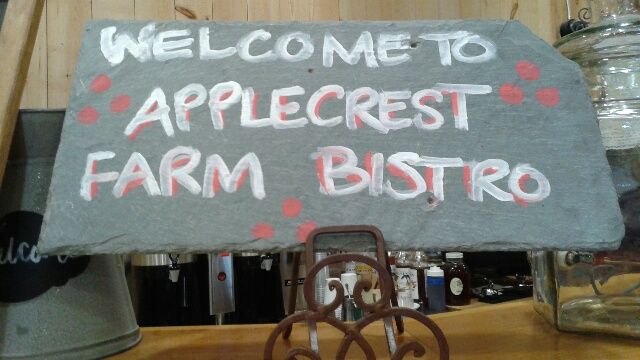 applecrest farm